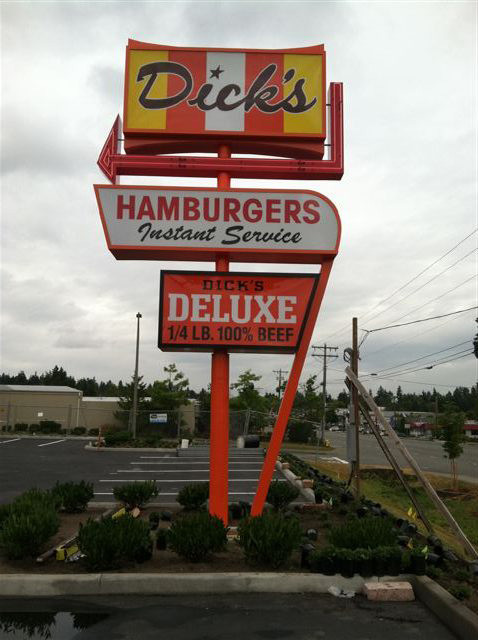 Dick's Drive Inn Sign