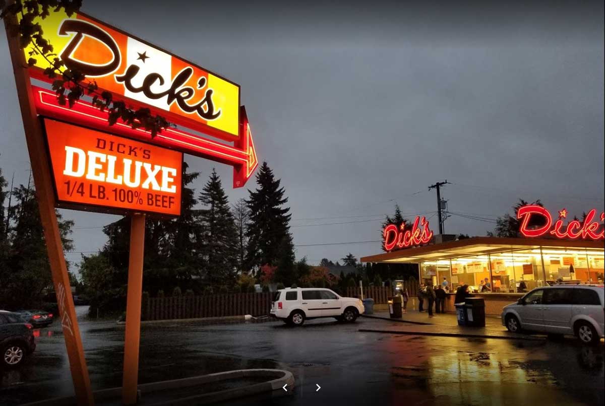 Dick's Drive In Building Exterior Street View